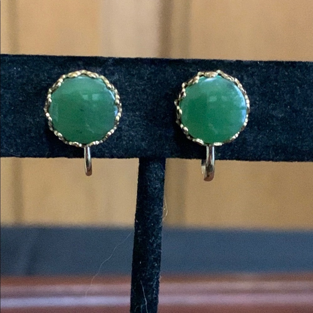 Gold tone green stone screw on earrings